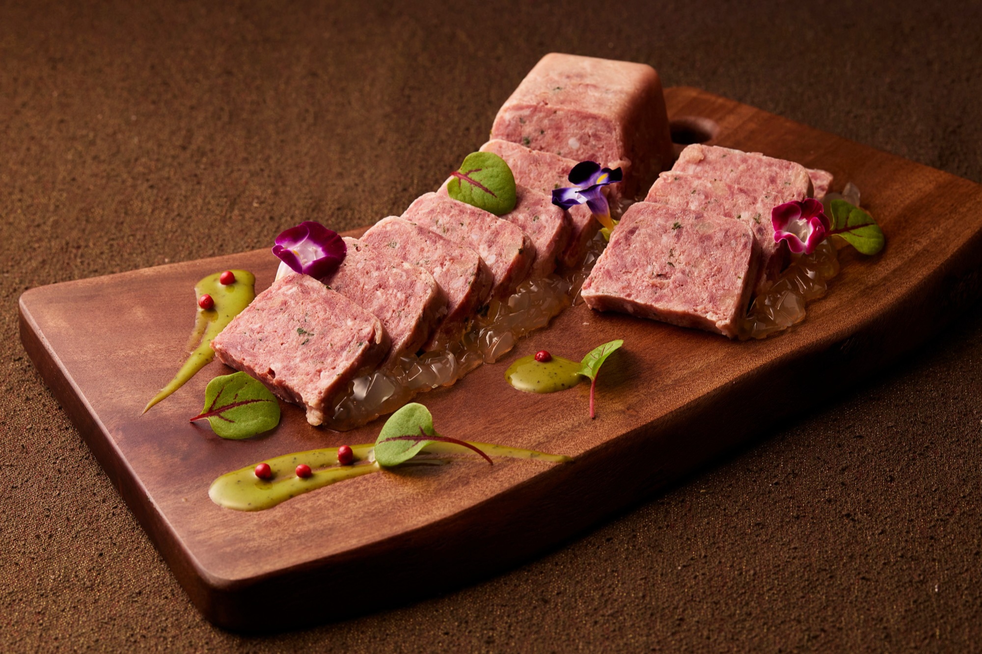 Winter Market & JUNGLIA Opening Commemoration<br><small>A Heartwarming Winter Feast Story</small>